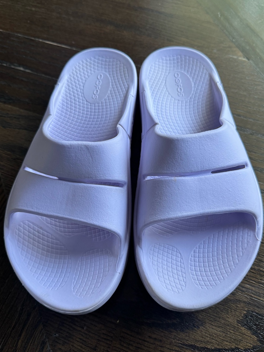 Oofos Slides